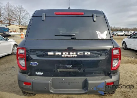 2025 Ford Bronco Sport Big Bend z USA, uszkodzony, nr VIN 3FMCR9BN9SRE03912